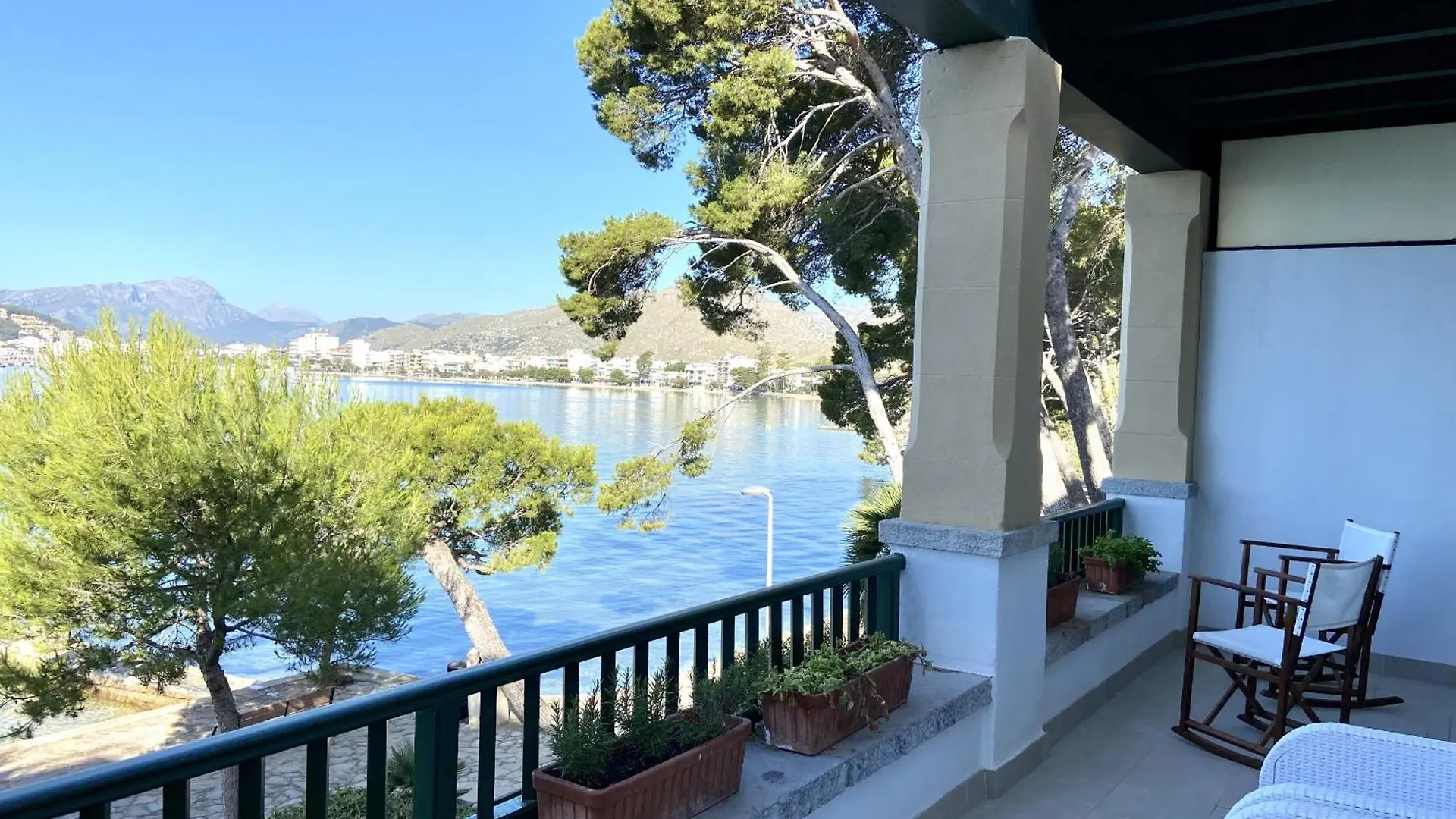 Kika Pinewalk Apartment Port de Pollenca Spain