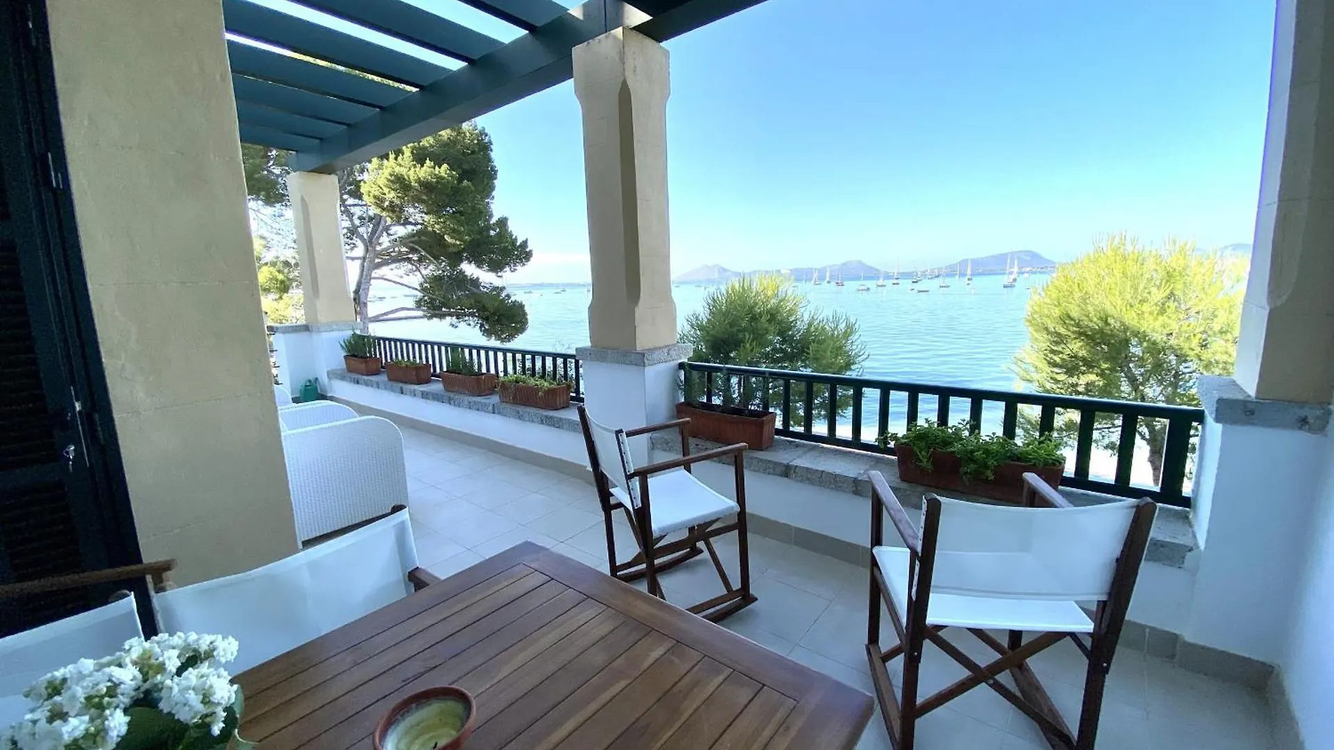 Kika Pinewalk Apartment Port de Pollenca
